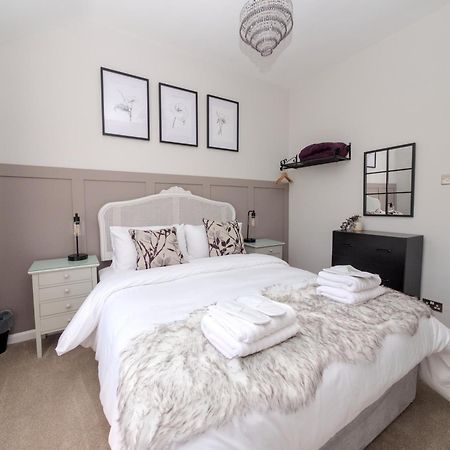 The Lilley Pad In Ludlow Cosy, Central, Perfect For Couples, Netflix & Parking Permit Exterior photo